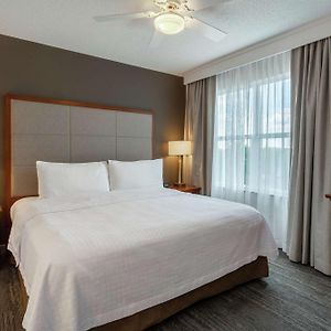 One-Bedroom King Suite